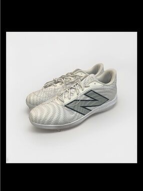 Men’s New Balance FuelCell Baseball Cleats 4040 V7  Metal White Grey  Size 13